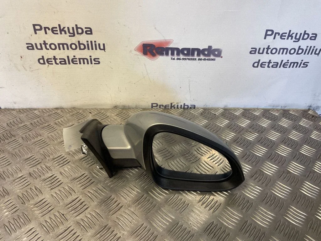 Spogulis (elektriski regulējams) – priekšējā labā