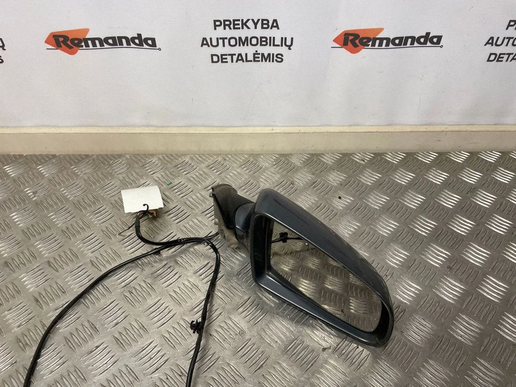 Front door electric wing mirror – right