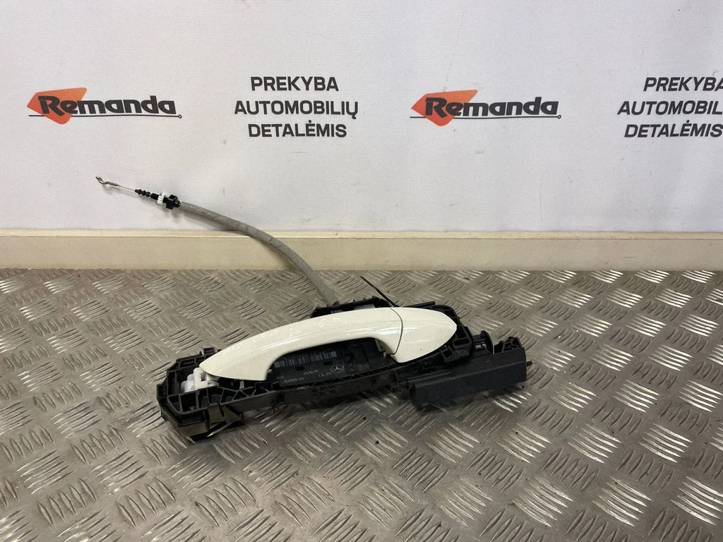 Rear door exterior handle – Mercedes-Benz CLA-Class C117 X117 W117 (2013-2019)