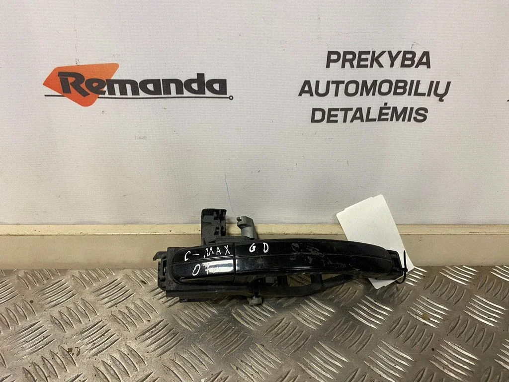 Aizmugurējo durvju ārējais atvēršanas rokturis – aizmugurējā labā