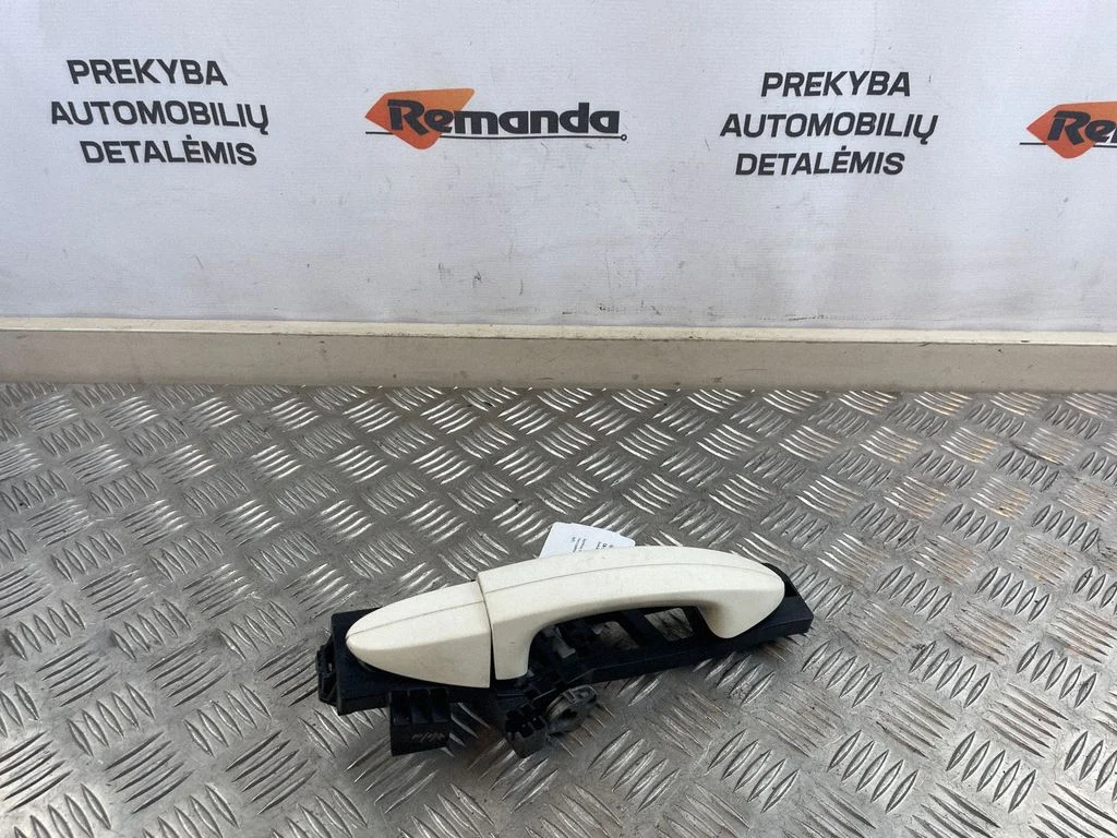 Išorinė atidarymo rankena galinių durų