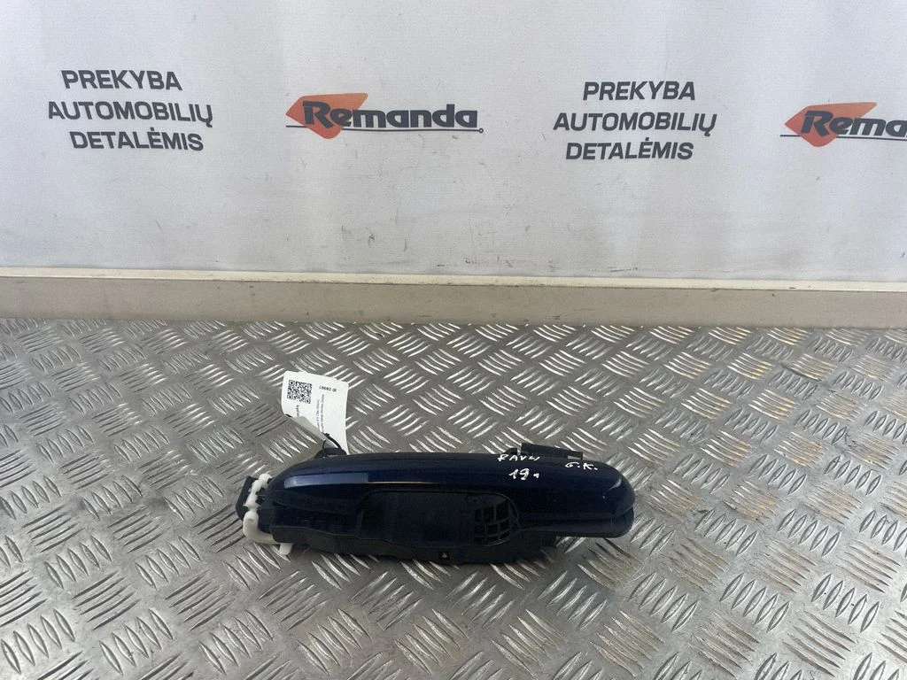 Rear door exterior handle – rear left