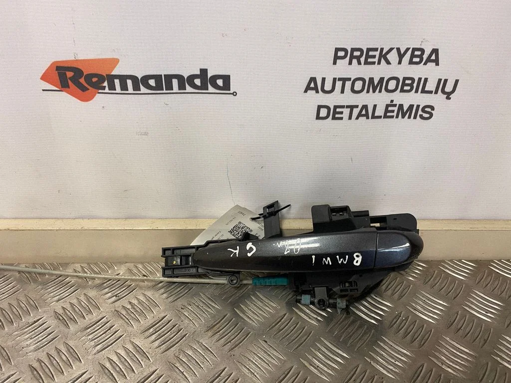 Rear door exterior handle – rear left