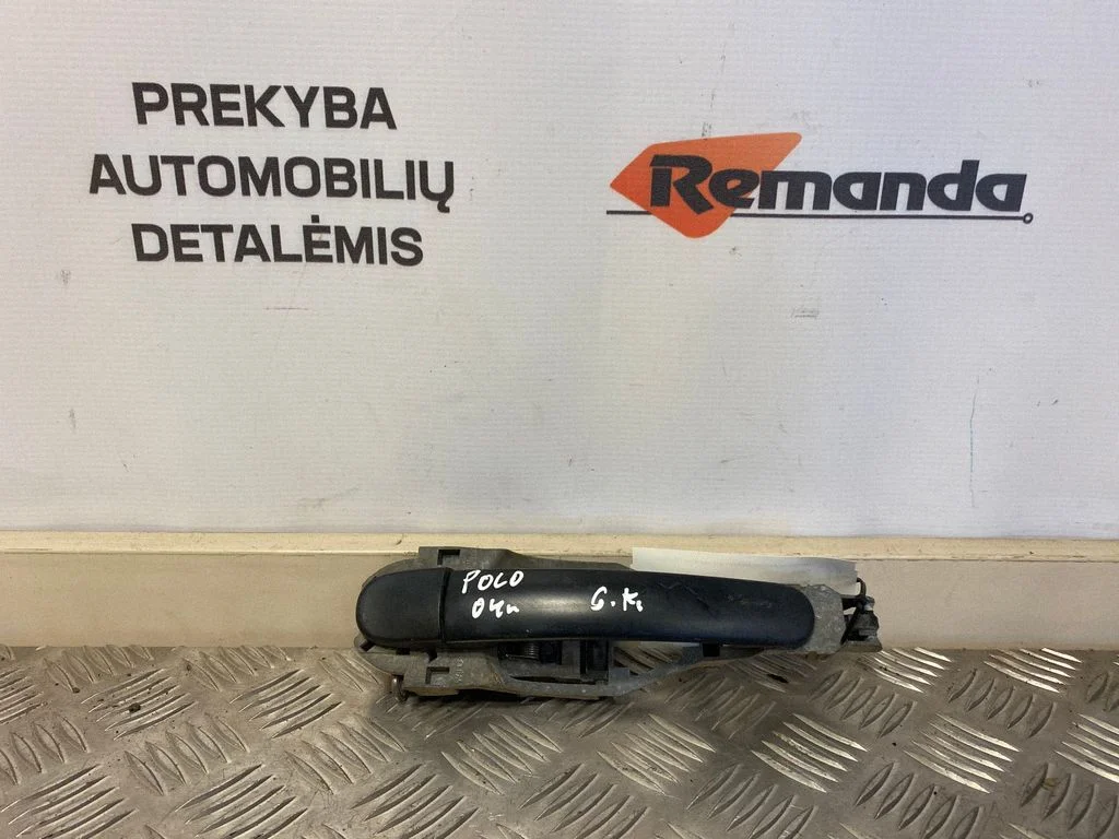 Klamka zewnętrzna drzwi tylnych – lewy tył