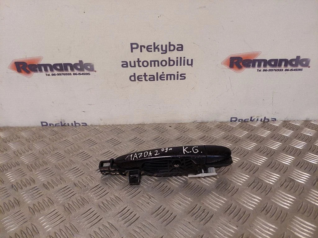 Rear door exterior handle R8876