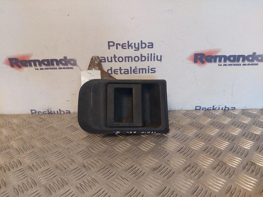 Rear door exterior handle