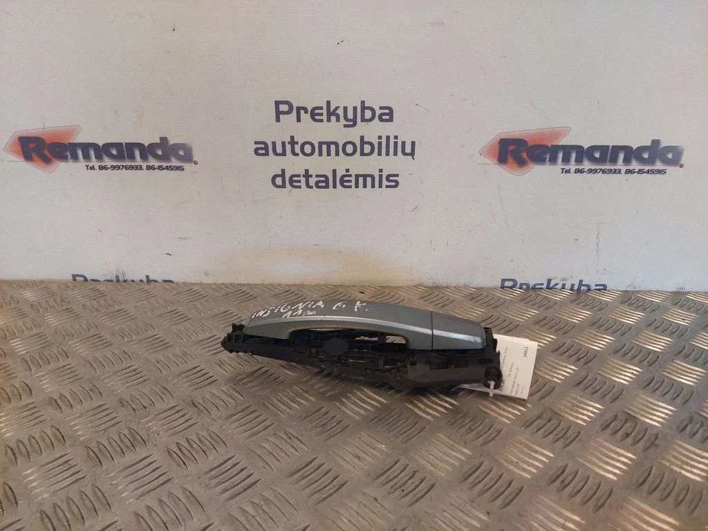 Rear door exterior handle – rear left