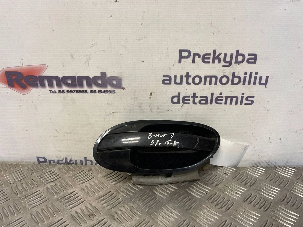 Išorinė atidarymo rankena galinių durų