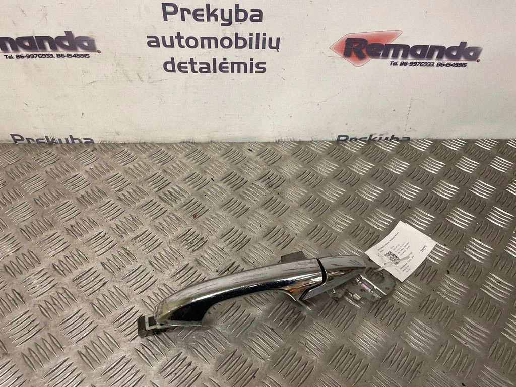 Išorinė atidarymo rankena galinių durų