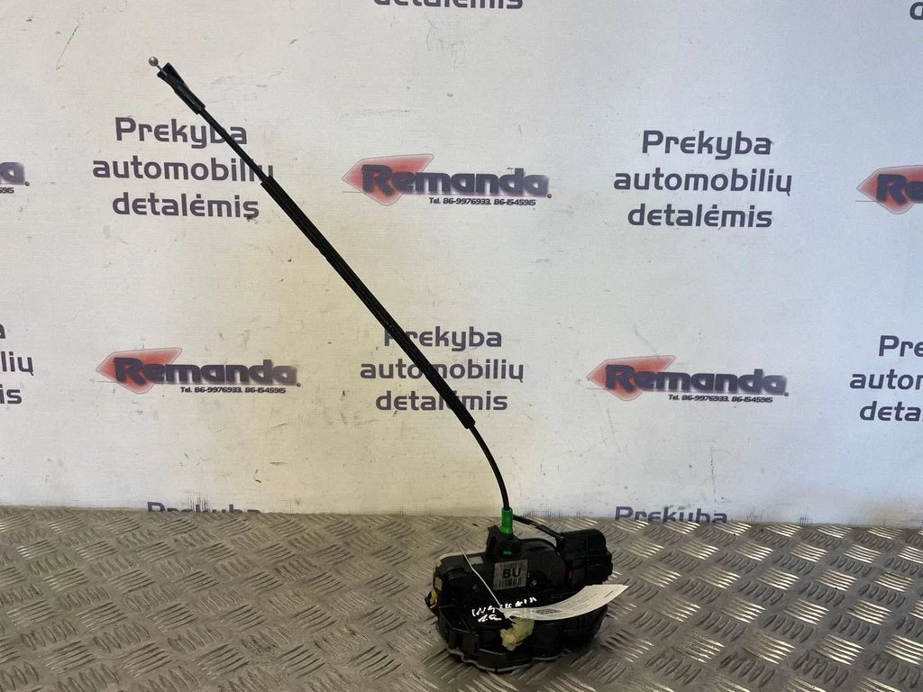 Aizmugurējo durvju slēdzene 13503179