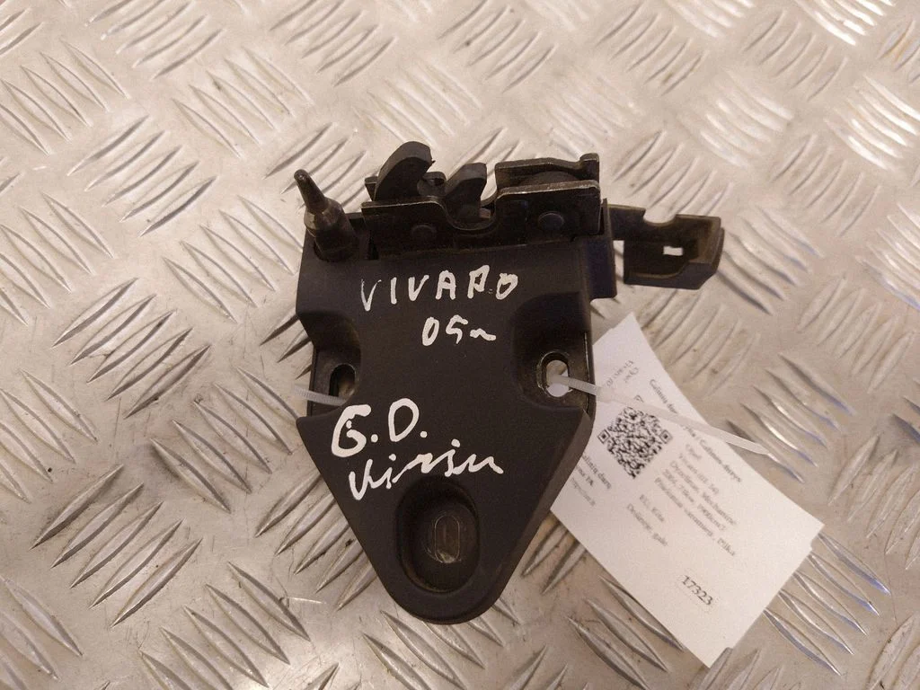 Rear door lock – rear right