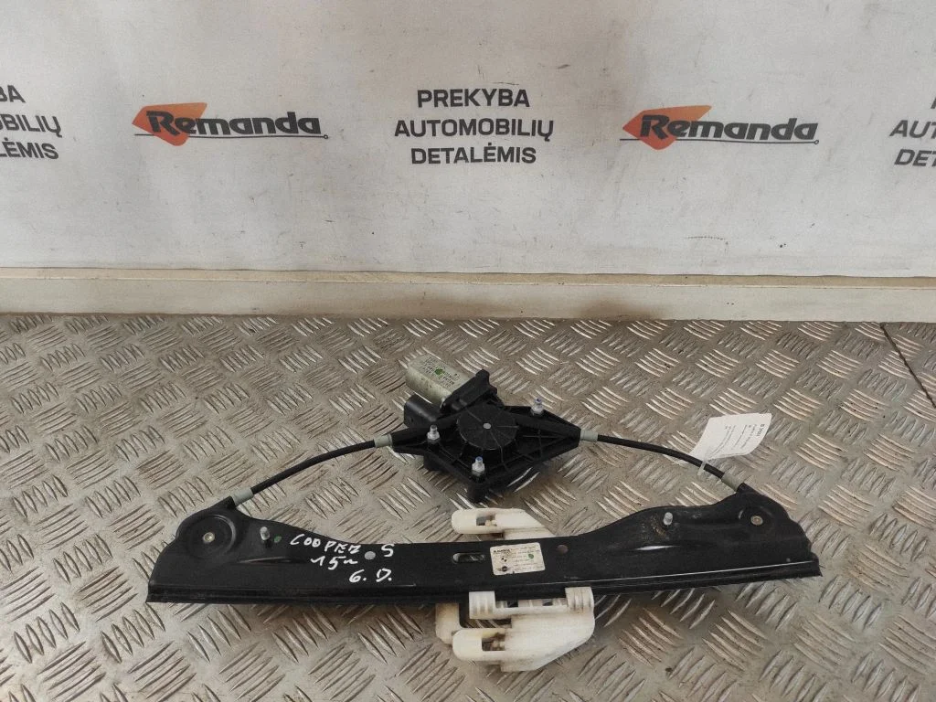 Rear door window regulator with motor – Mini Cooper Countryman R60 (2011-2016)