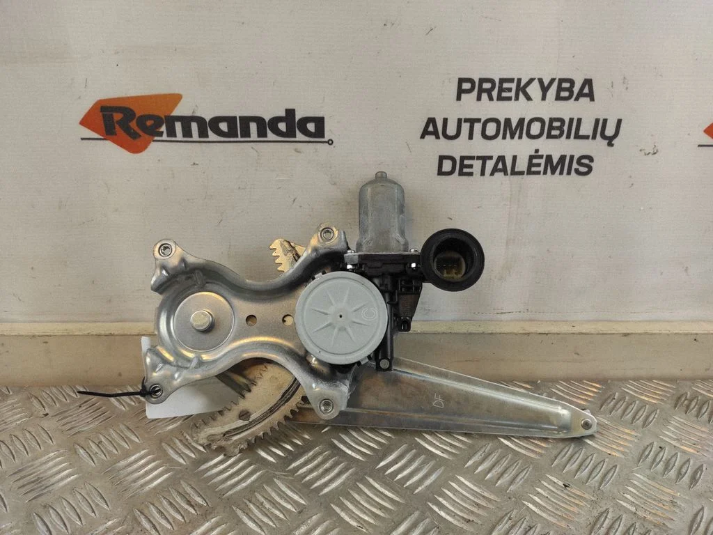 Rear door window regulator with motor 8572035140