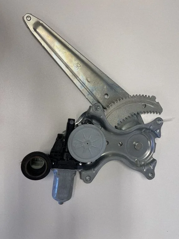 Rear door window regulator with motor 8572035140