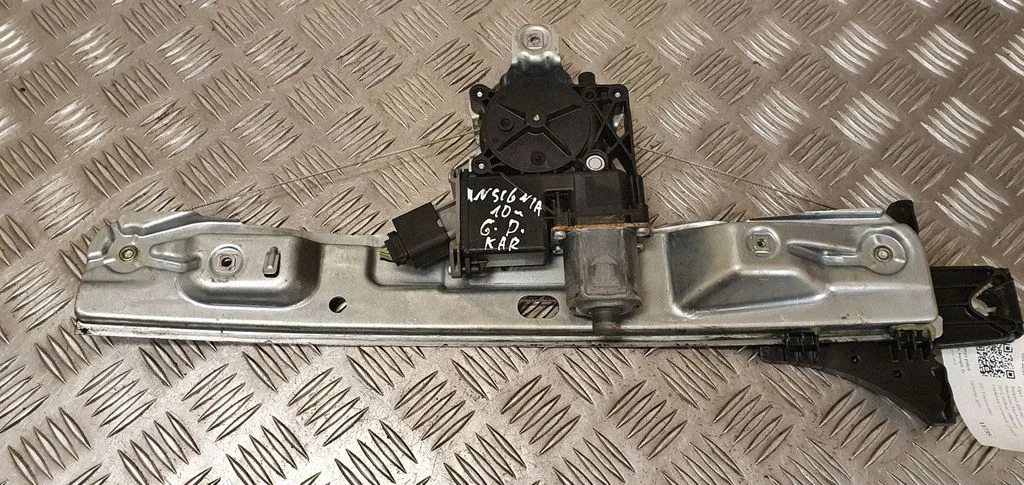 Rear door window regulator with motor 966307103