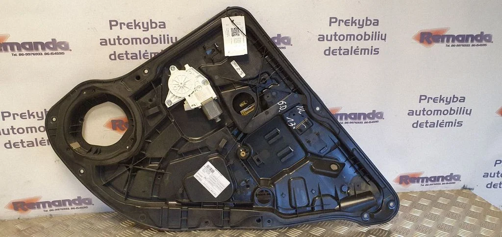 Tagaukse elektriline aknatõstuk mootoriga A1667300279
