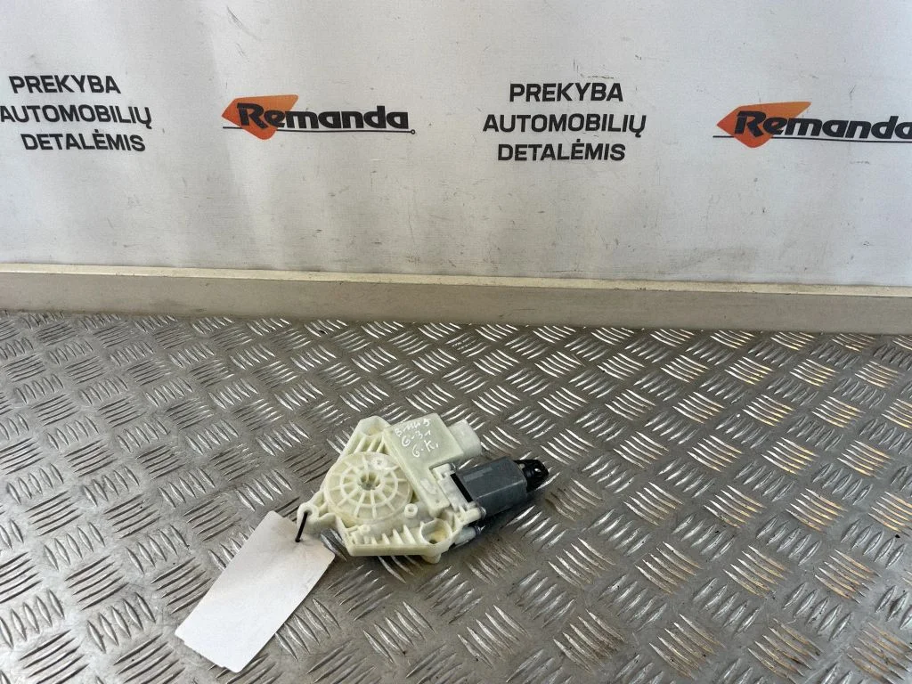 Rear door window regulator motor – BMW 5 Series G30 G31 G38 (2016-)