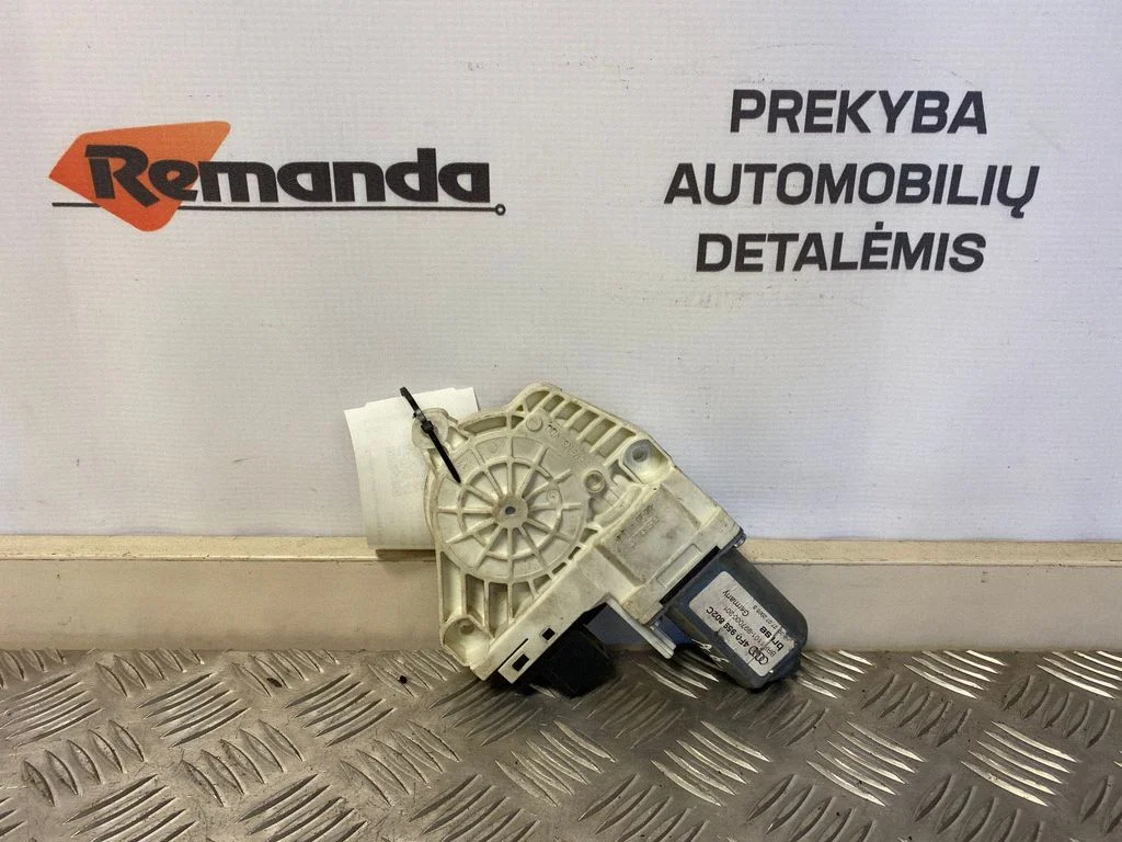 Rear door window regulator motor 4F0959802C