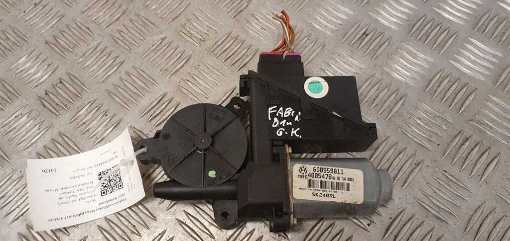 Aizmugurējā loga pacēlāja motoriņš 6Q0959811