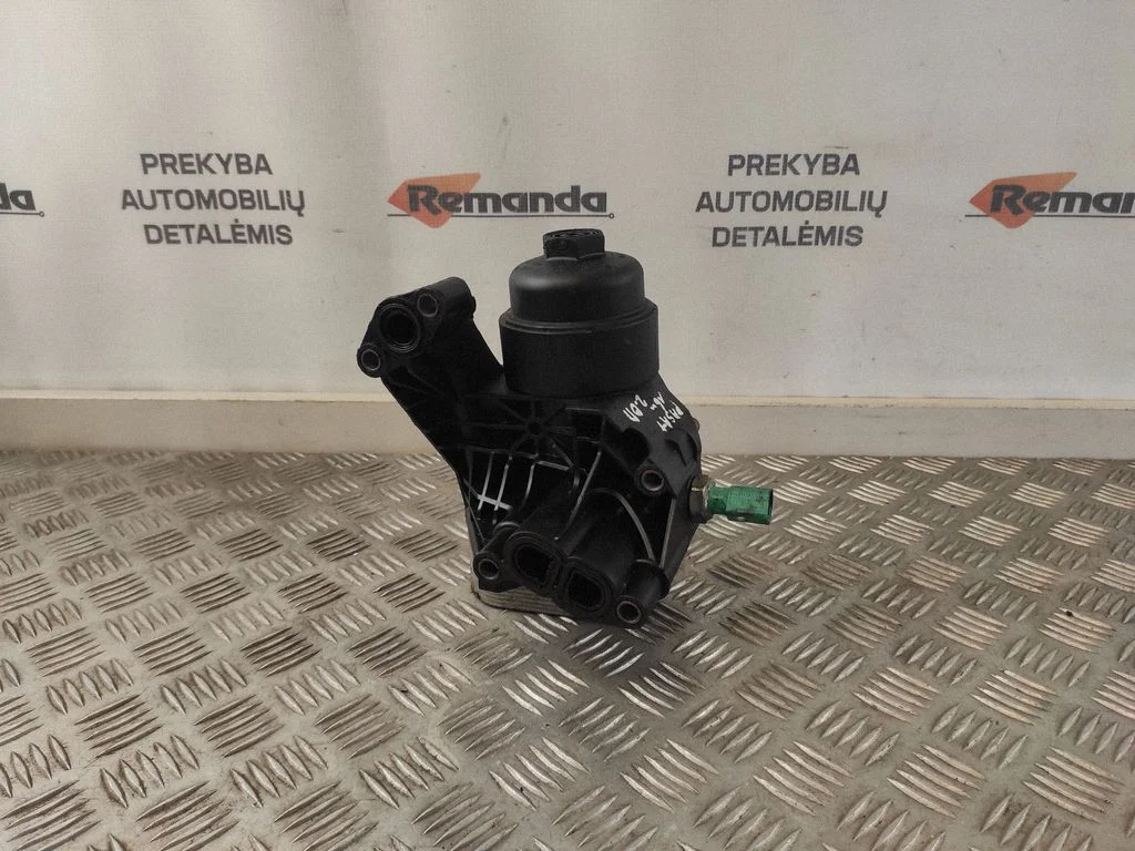 Oil filter mounting bracket – Volkswagen Passat CC (2008-2016)