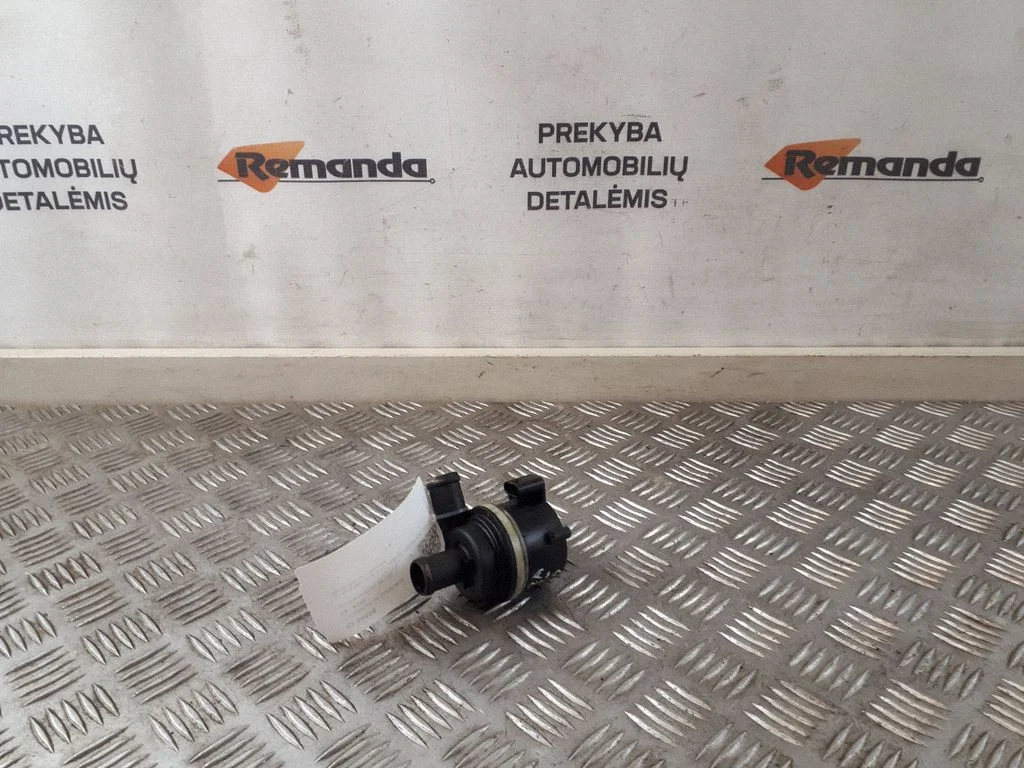 Electric auxiliary coolant/water pump 6R0965561A