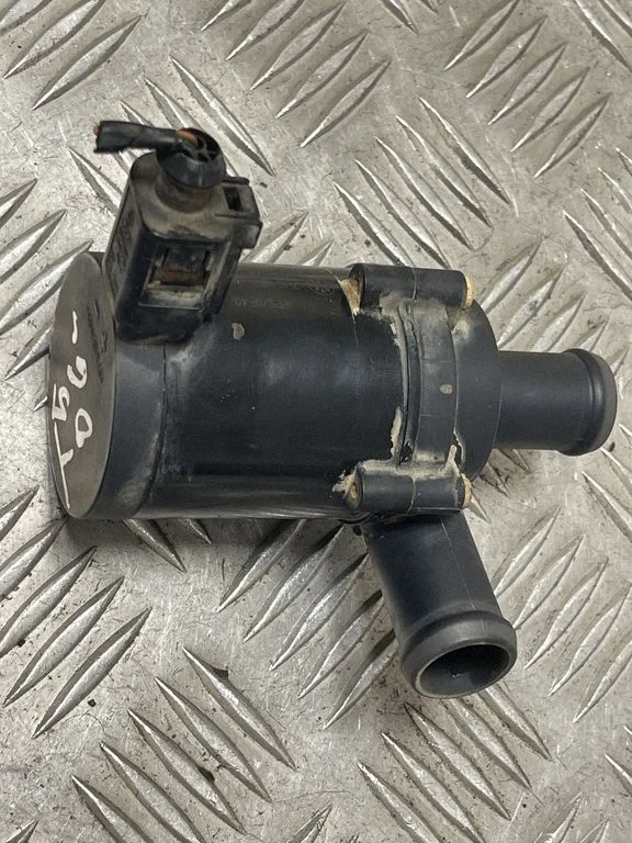 Electric auxiliary coolant/water pump 7H0965561A