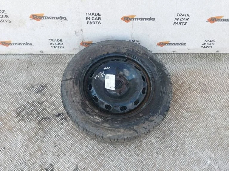 R16 plieninis štampuotas ratlankis (-iai)