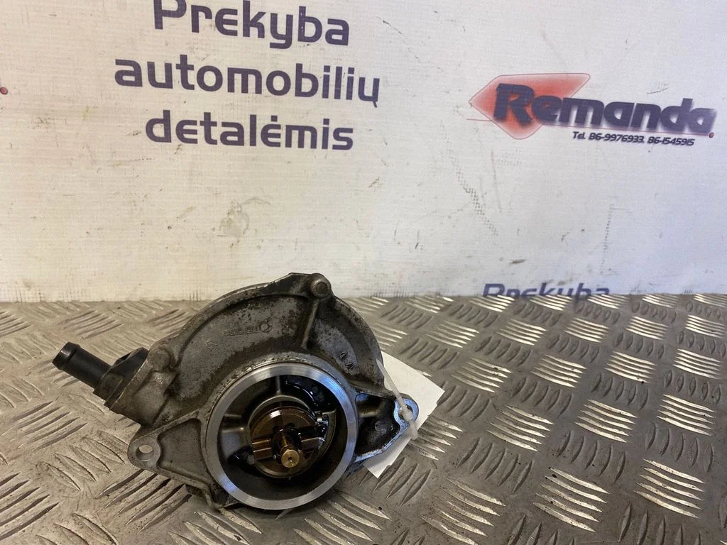 Vakuumo pompa
