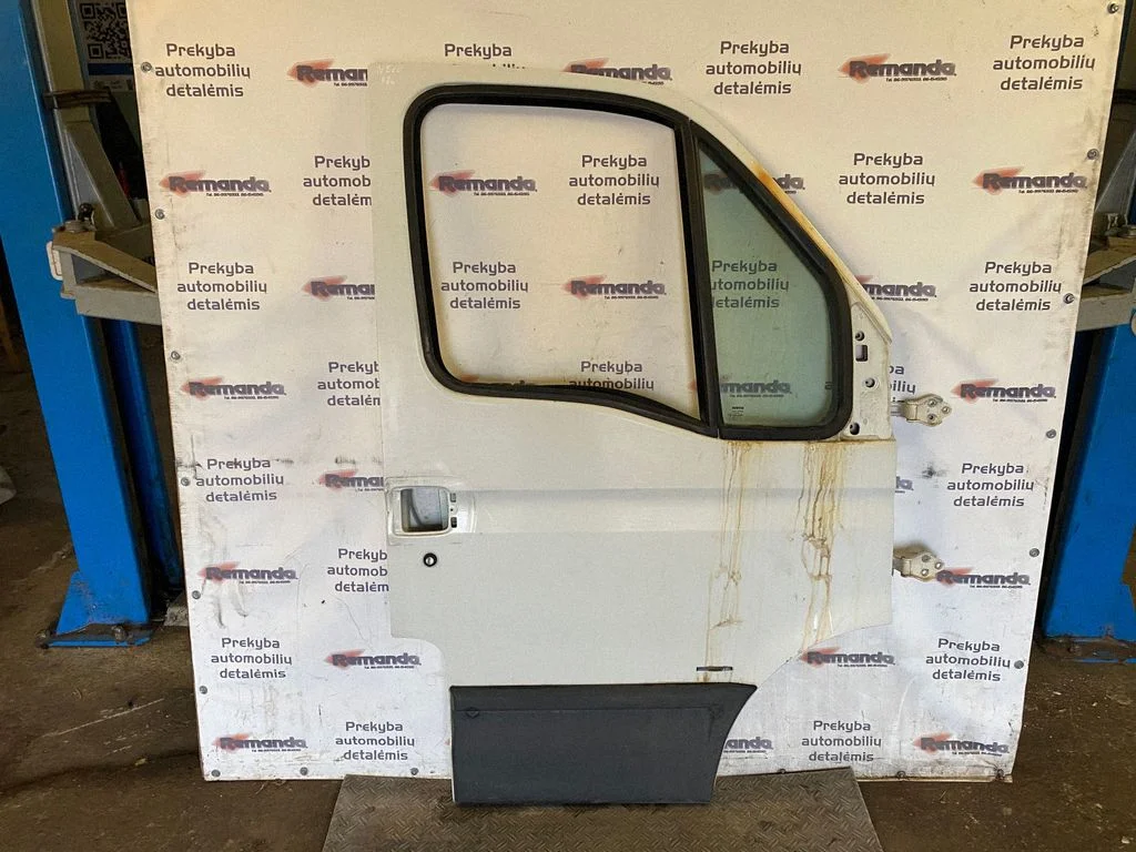 Front door coupe – front right