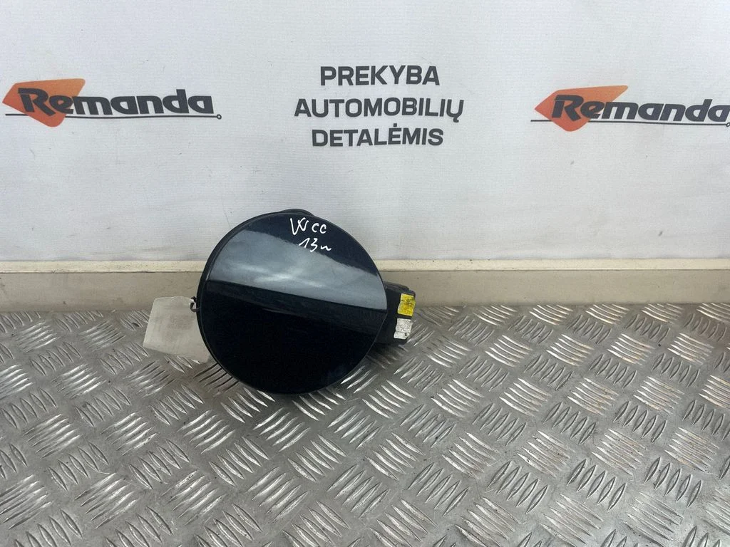 Degvielas tvertnes vāciņš 3C8010731C