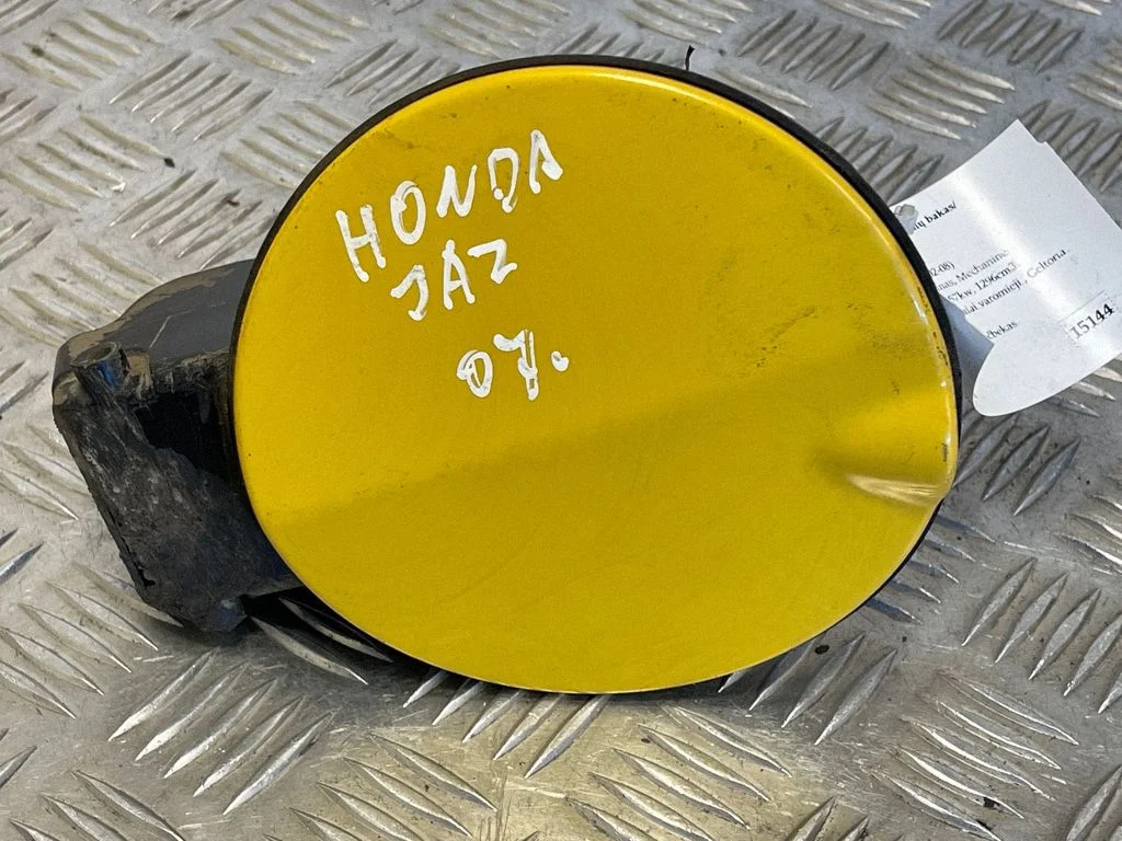 Fuel tank cap