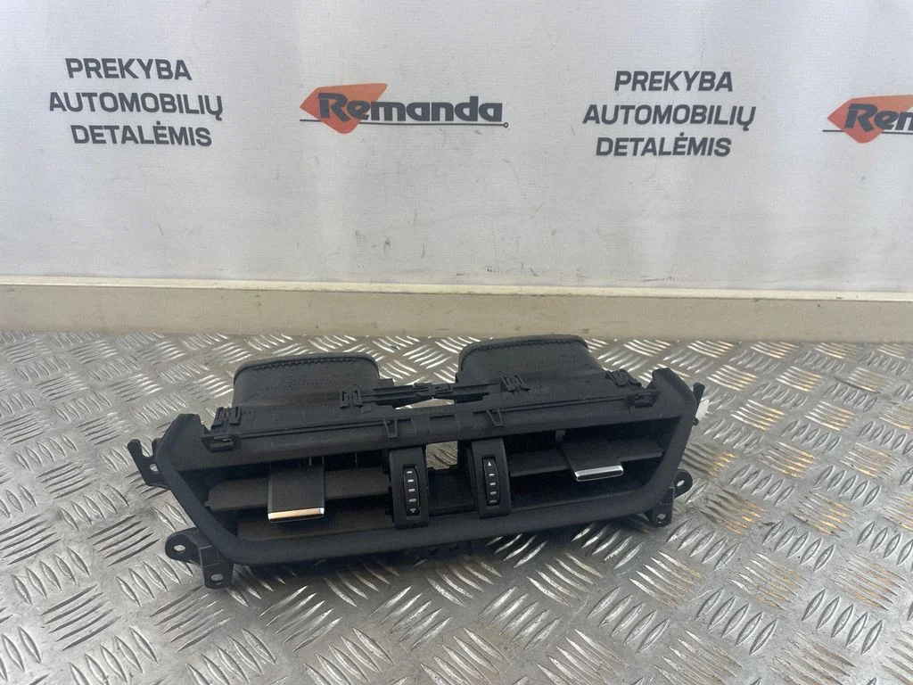 Dash center air vent grill 4556532191