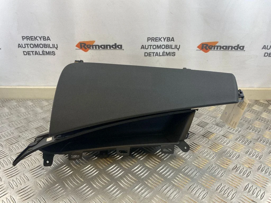 Glove box – Opel Zafira C (2011-2019)