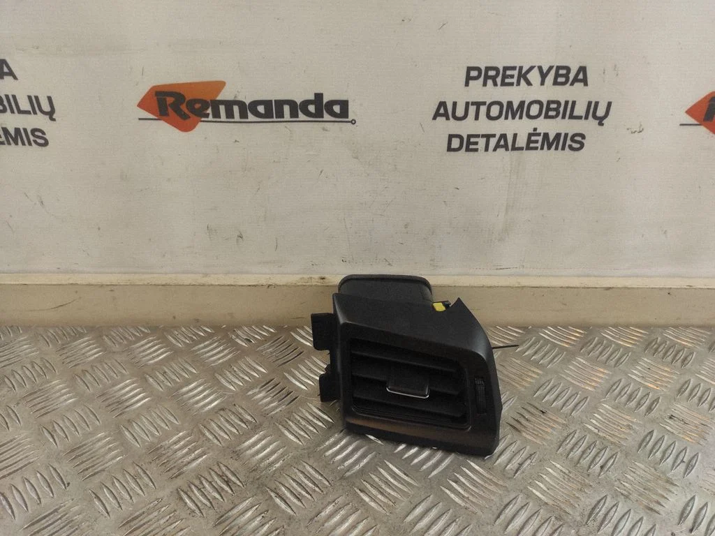 Dashboard side air vent grill/cover trim 5567042170
