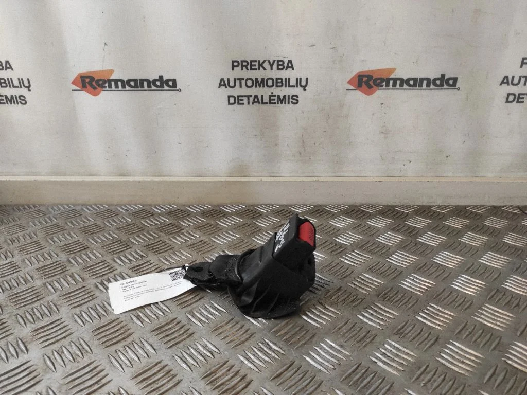 Tagumise turvavöö pannal 6236295
