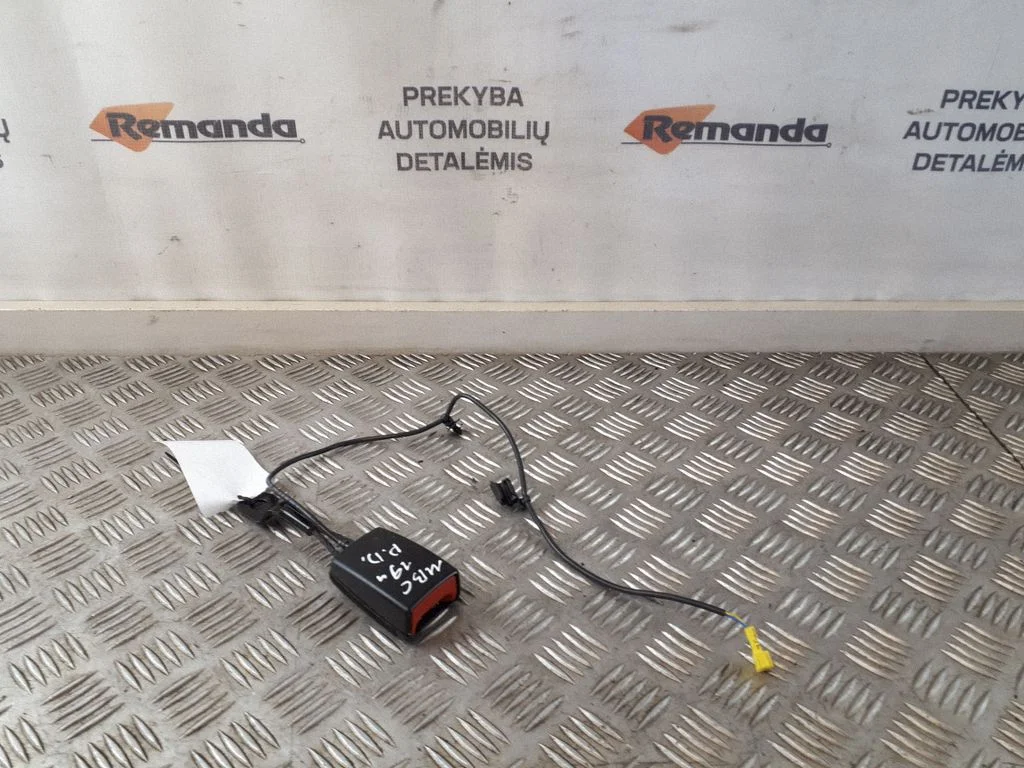 Priekšējās drošības jostas sprādze A2058600169