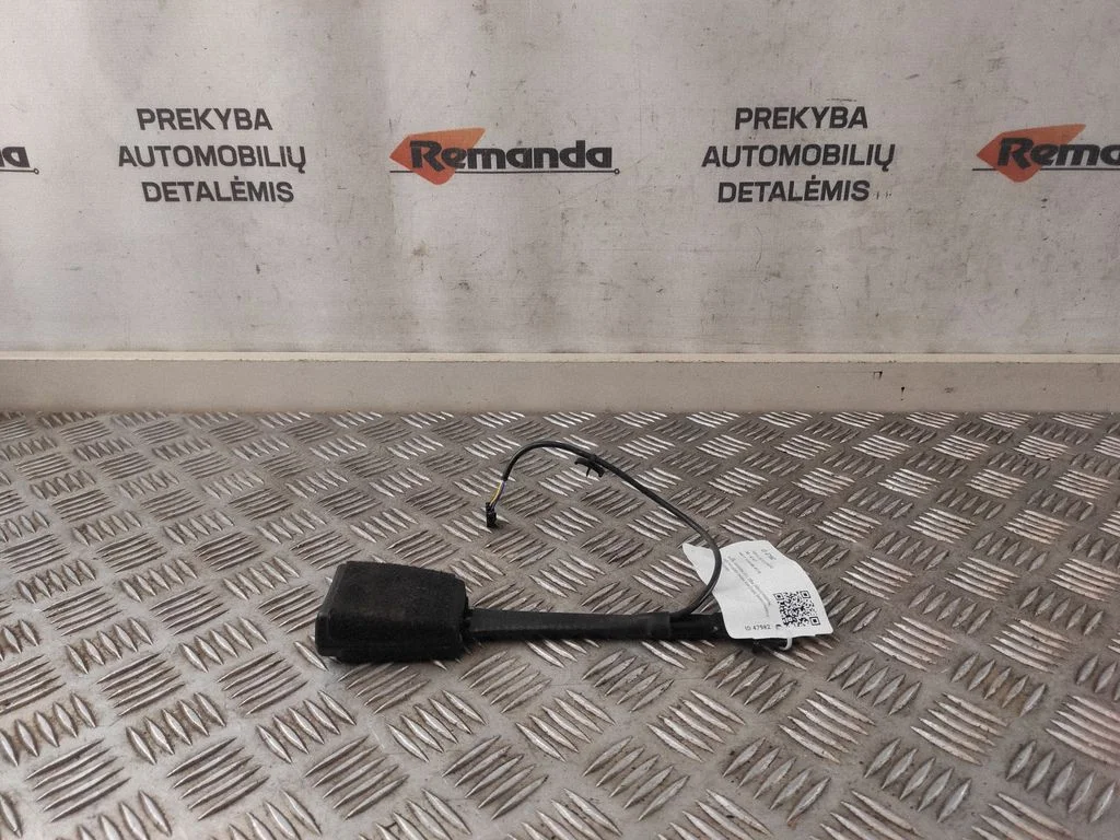 Priekšējās drošības jostas sprādze 8S8857755C