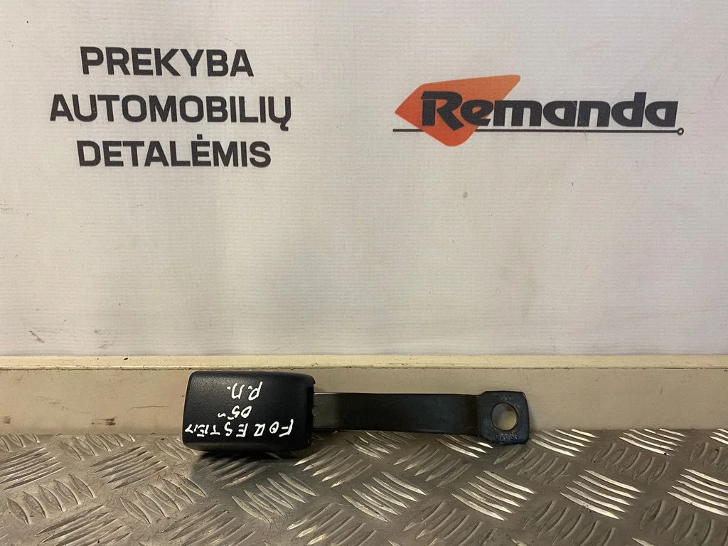 Priekšējās drošības jostas sprādze E034501