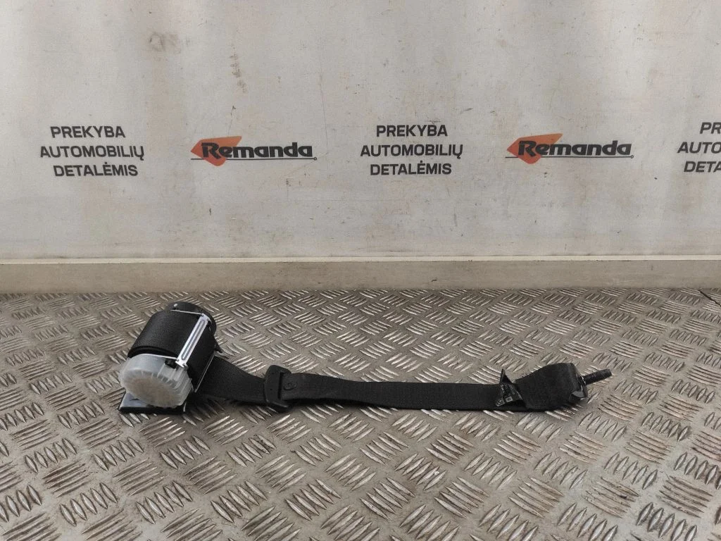 Rear seatbelt 090X1800B