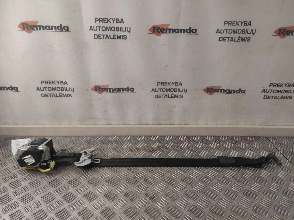 Priekšējā drošības josta 88820F1000ED