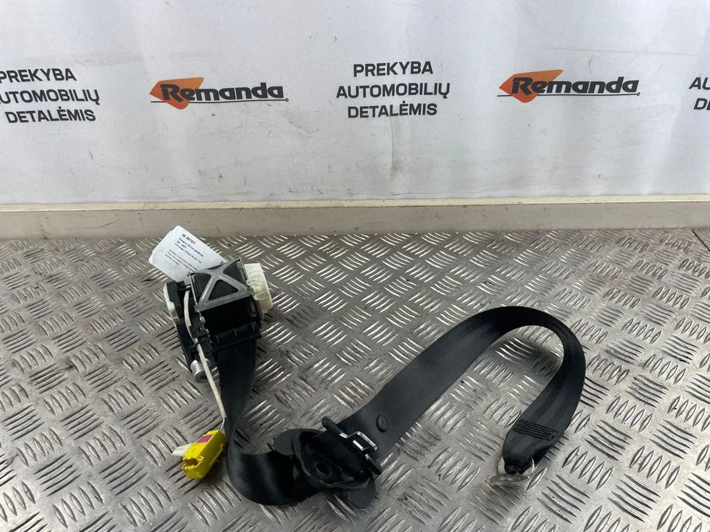 Priekšējā drošības josta 34032207A