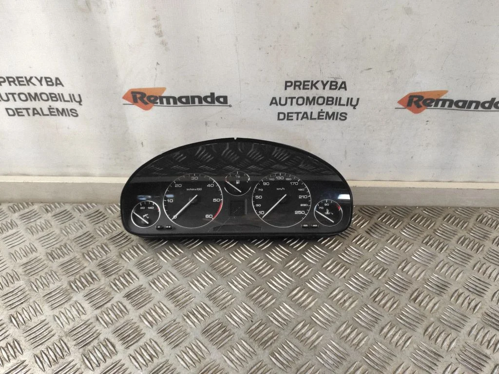 Spidometrs (instrumentu panelis) 9629598480