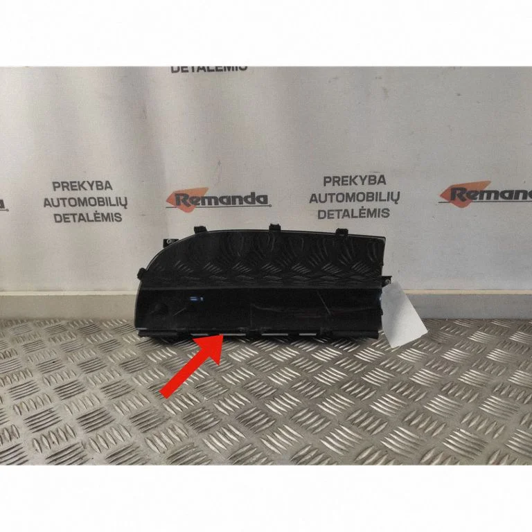 Spidometrs (instrumentu panelis) A2215404711
