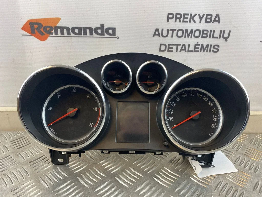Speedometer (instrument cluster) 769317420U