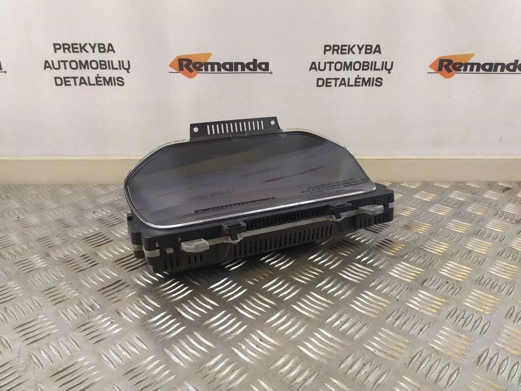 Speedometer (instrument cluster) – Volvo XC90 (2014-)