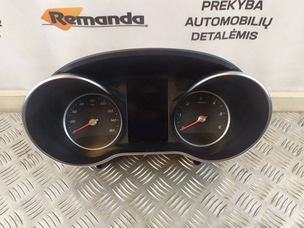 Spidometrs (instrumentu panelis) A2059000845
