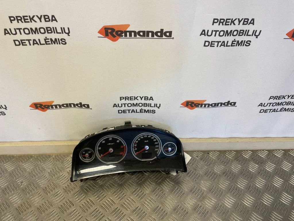 Spidometrs (instrumentu panelis) 13144741UZ
