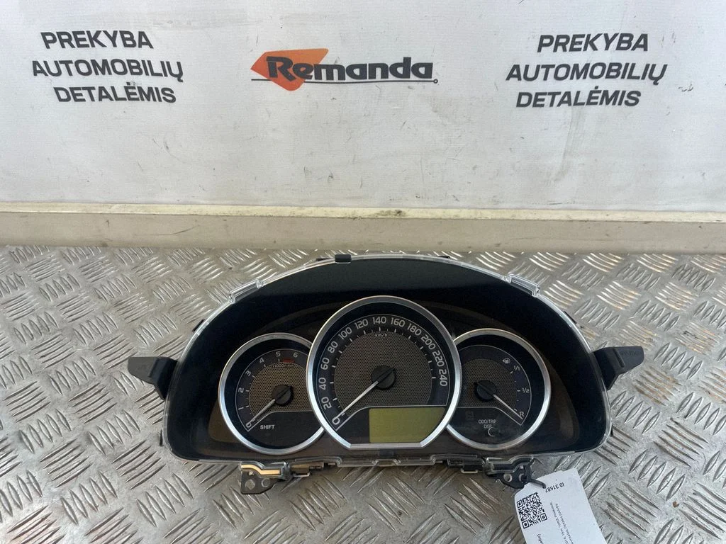 Speedometer (instrument cluster) 838000ZU81