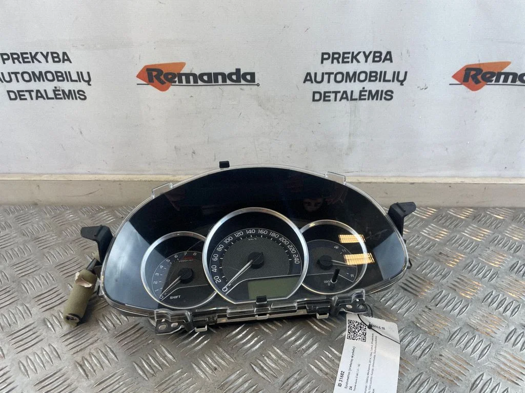 Speedometer (instrument cluster) 838000ZU20