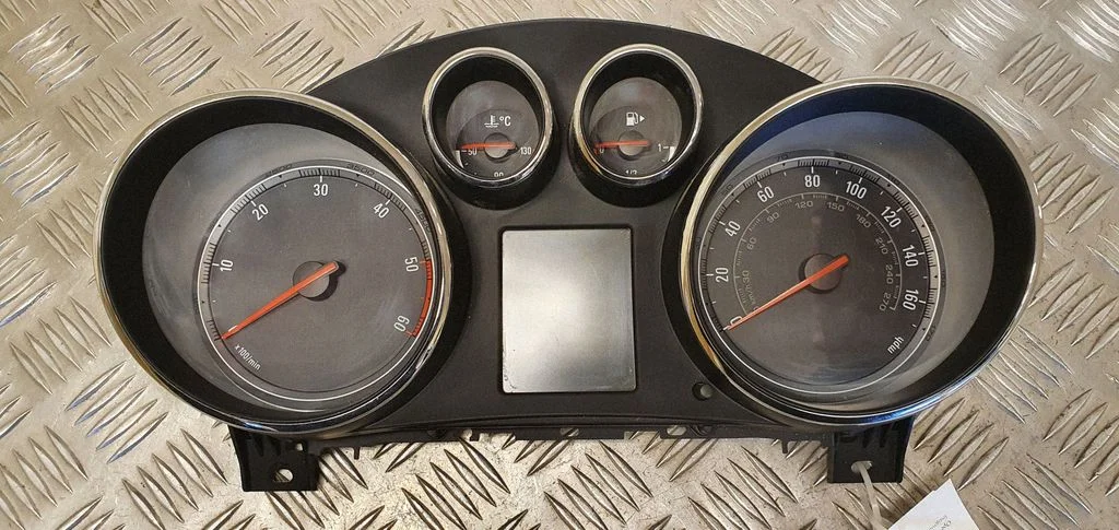 Speedometer (instrument cluster) 365903926